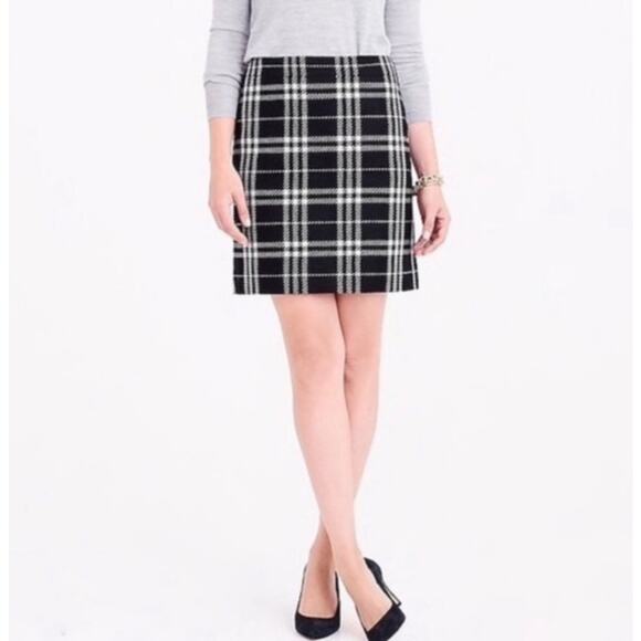 J. Crew Black and White Tweed Plaid Preppy Mini Skirt Size 4 - Picture 1 of 6